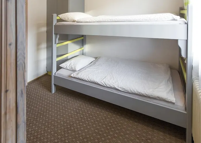 Ridehouse Bed & Breakfast *